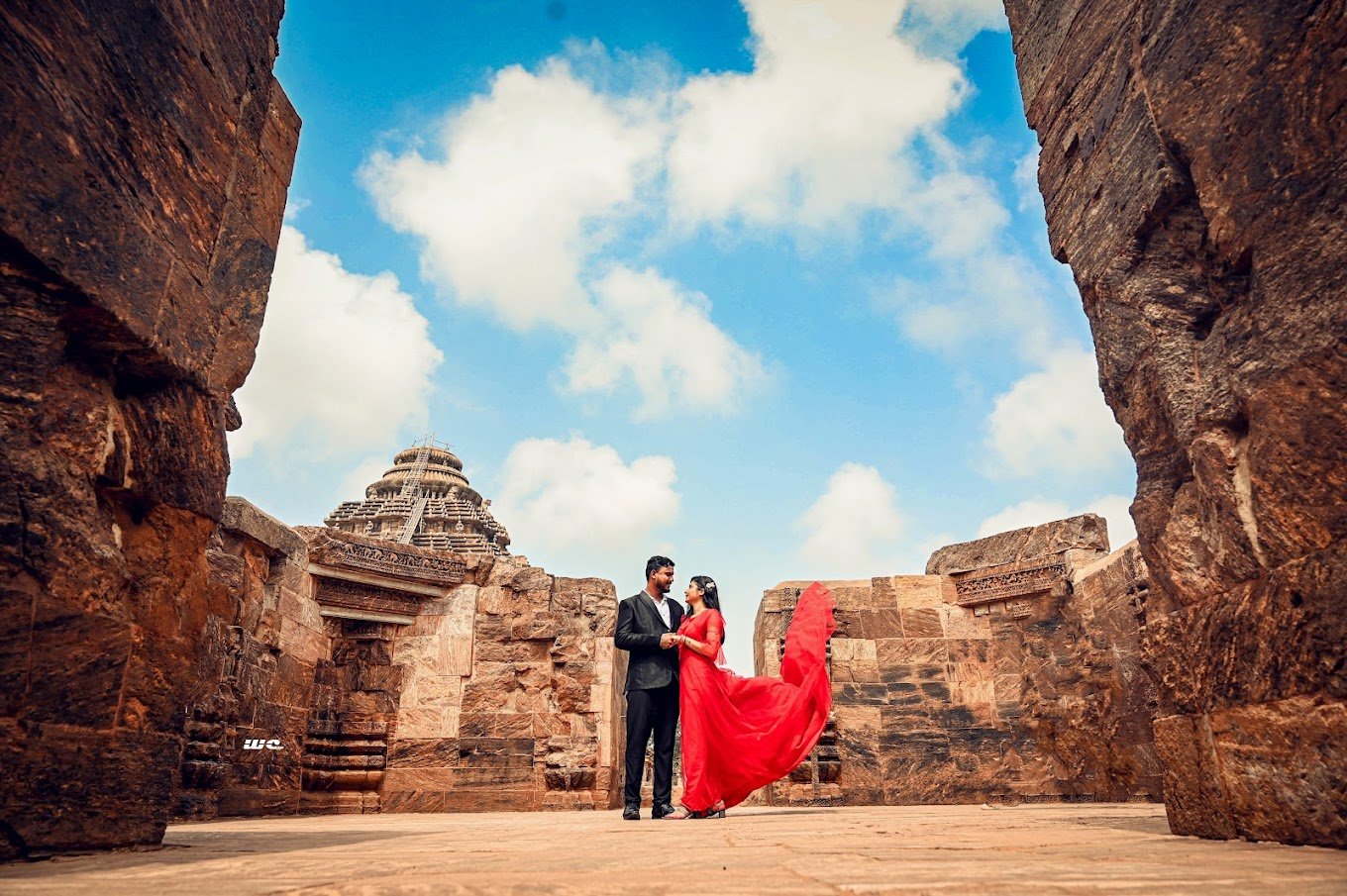 Ring Ceremony – The Wedding Clicks